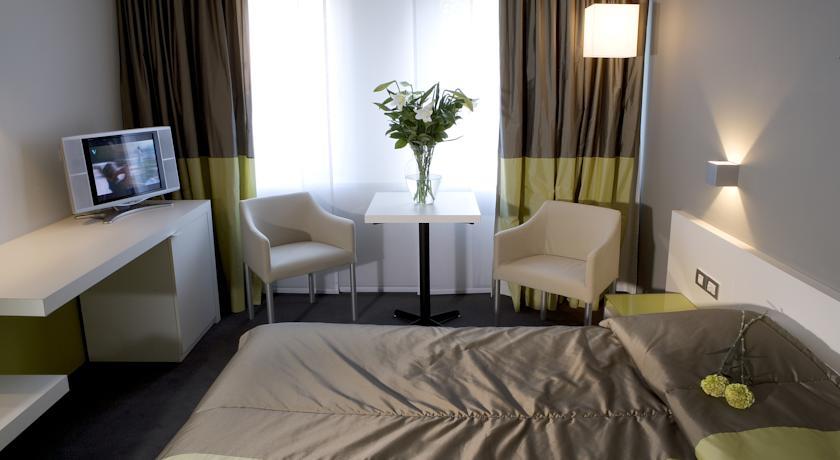 Отель Parkhotel