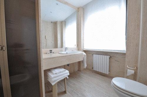 Отель White House Hotel