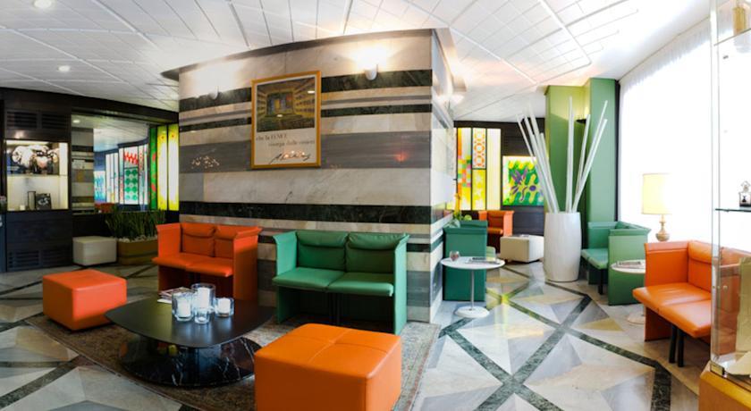 Отель Hotel Carlton