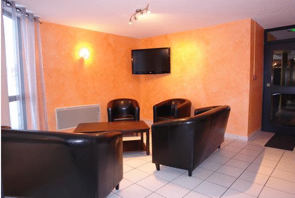 Отель Brit Hotel Chambery