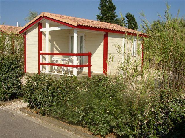 Отель Camping Hameau Des Cannisses