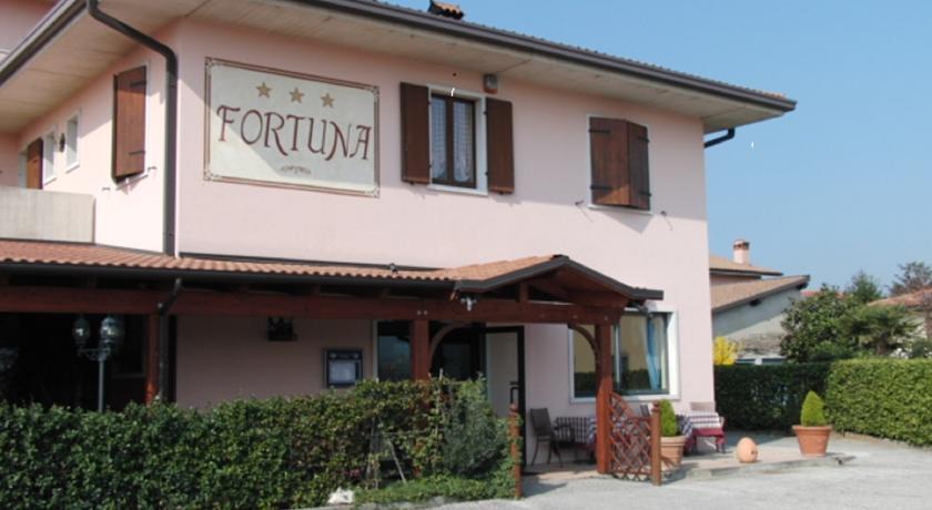 Отель Hotel Fortuna