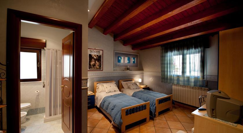 Мини-отель B&B La Pilozza Infiorata