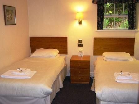 Отель Forest Side Hotel