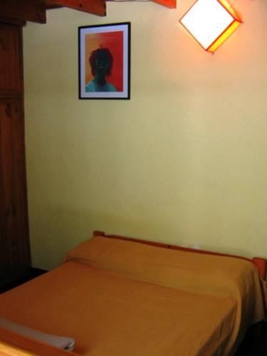 Vi Luz y Entre Hostel