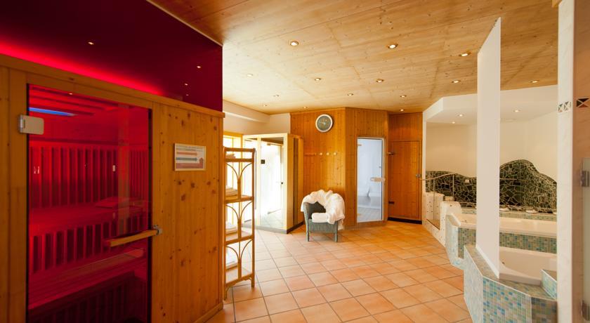 Отель Hotel Vitaler Landauerhof