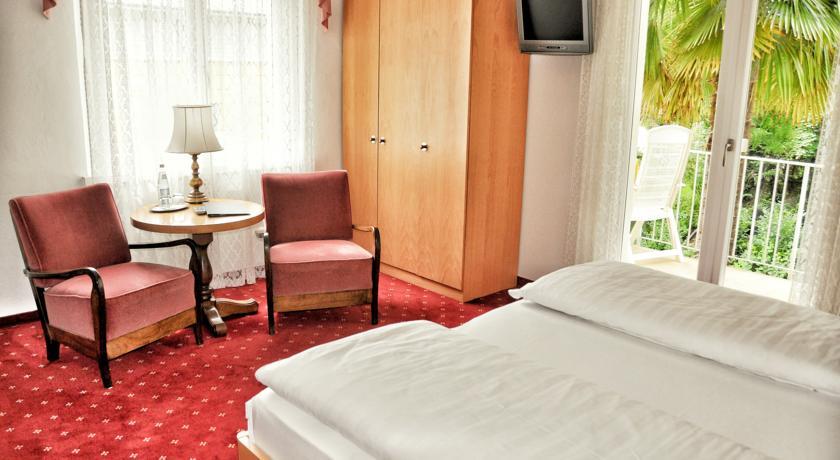 Отель Hotel Zima