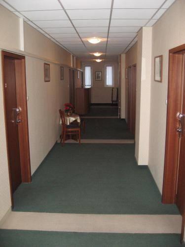 Отель Hotel Arnold