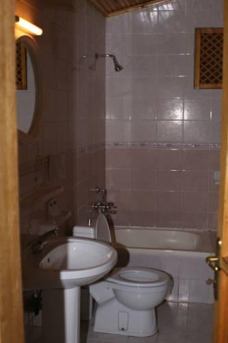 Отель Aloha Hotel