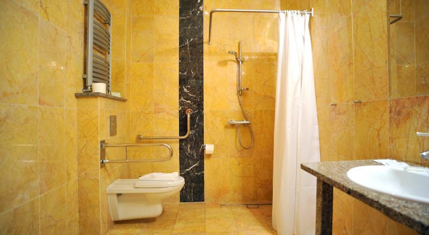 Отель Hotel Atol