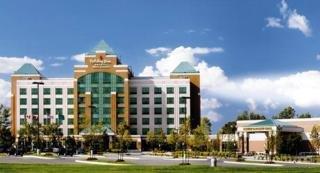 Отель Holiday Inn Select Oakville @ Bronte
