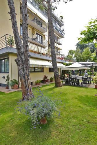 Отель Hotel Maita