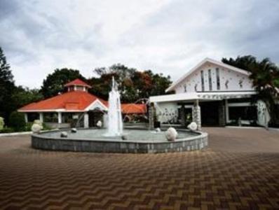 Отель Silent Shores Resort & Spa