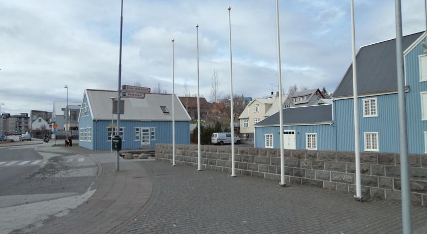 Мини-отель Harbourfront Guesthouse