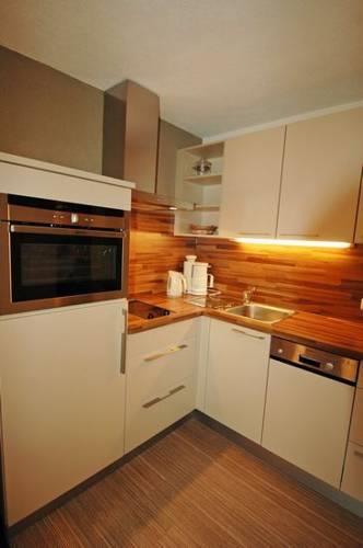 Апартаменты Tanneck Garni