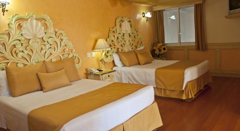 Отель Villa Las Margaritas Plaza Cristal