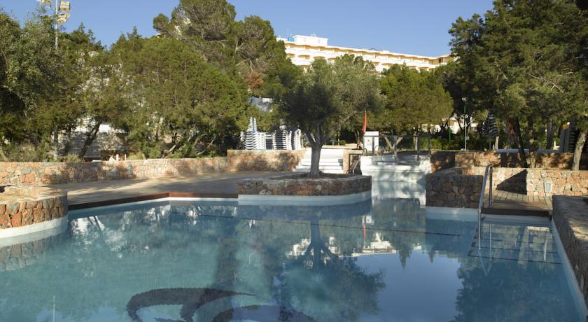 Отель Fiesta Hotel Cala Gració