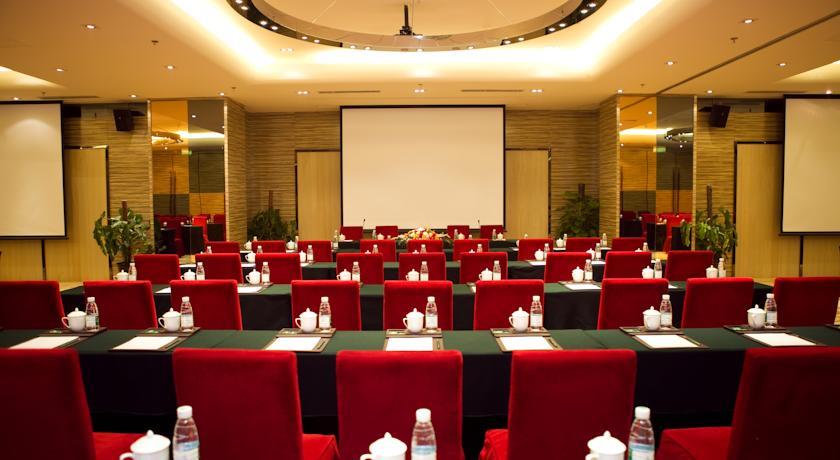 Отель Grand Skylight Hotel Tianjin