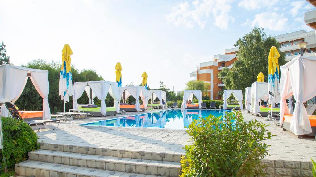 Отель Hotel Ambasador