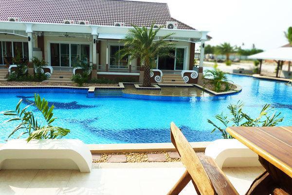 Smart Holiday Resort