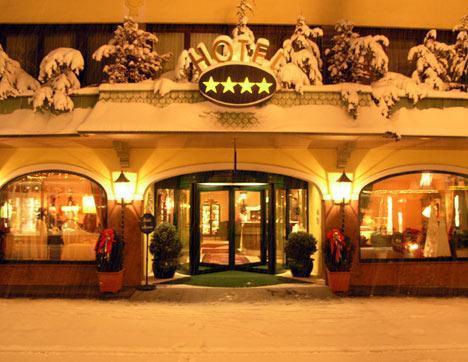 Отель Hotel Schrofenstein