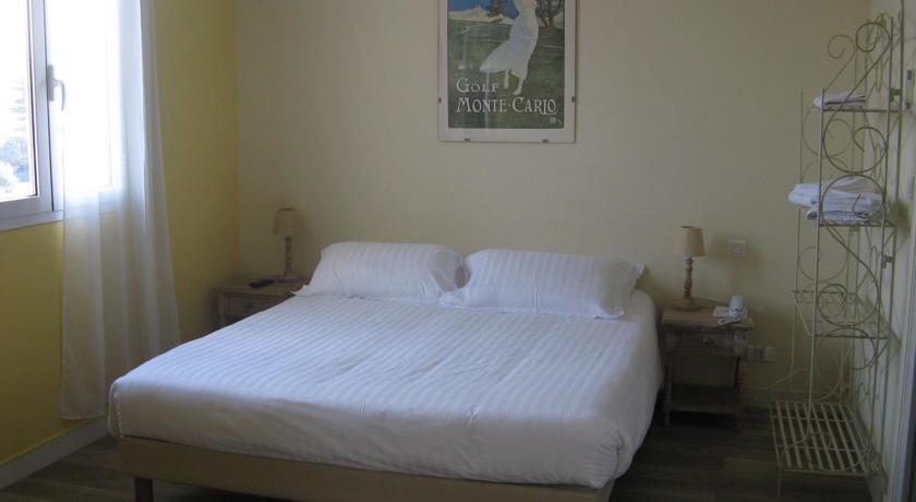 Отель Hôtel La Fiancée du Pirate