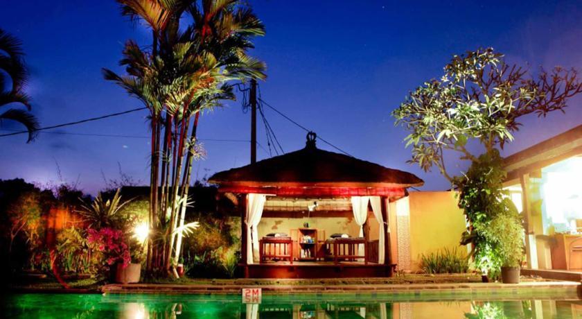Aqua Villa