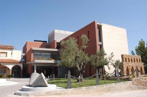 Отель Hotel Les Torres