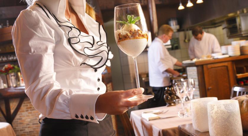 Отель Restaurant & Hotel Bij de Watermölle