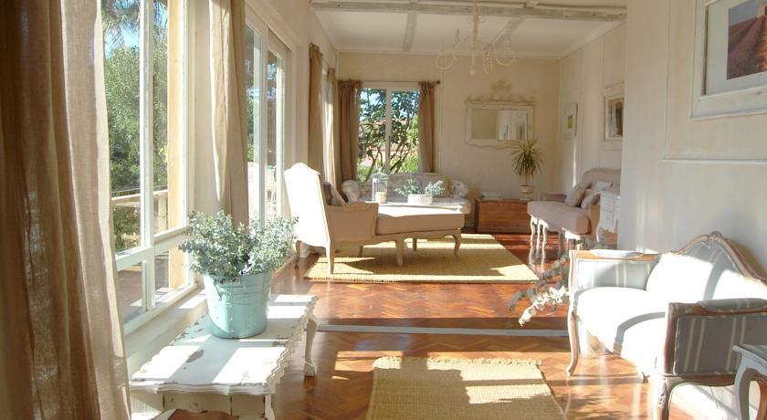 Мини-отель Petite Provence B&B