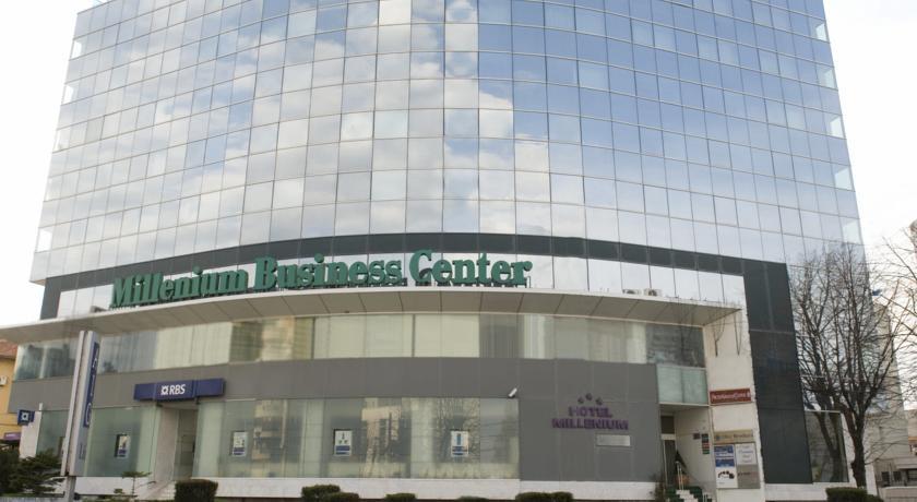 Отель Hotel Millenium