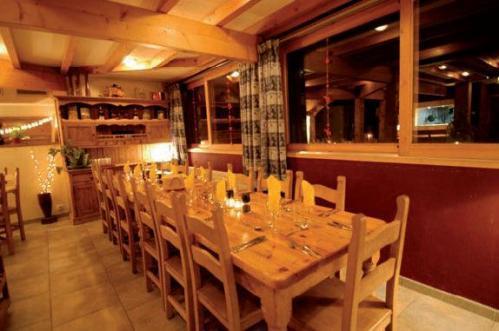 Отель Chalet Eira