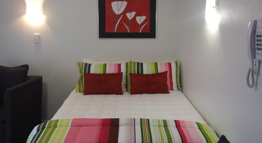 Отель ASURE Palm Court Motor Inn
