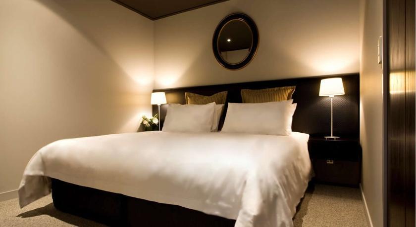 Отель Kawarau Hotel, managed by Hilton