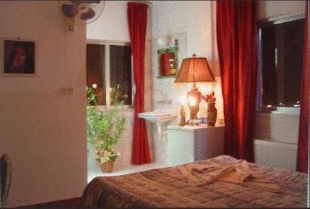 Отель Valentine Inn