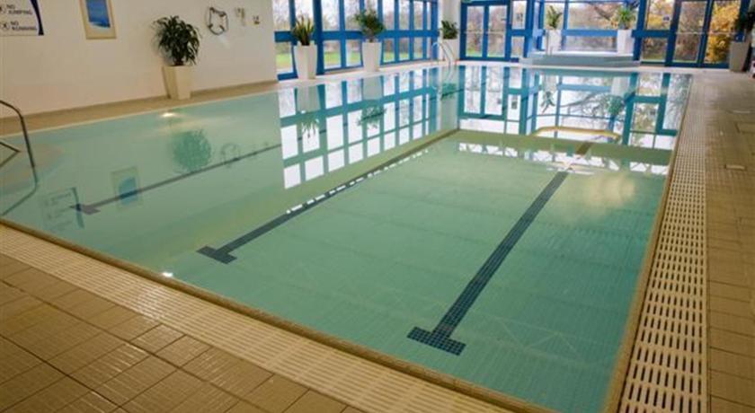 Отель Holiday Inn Chester South