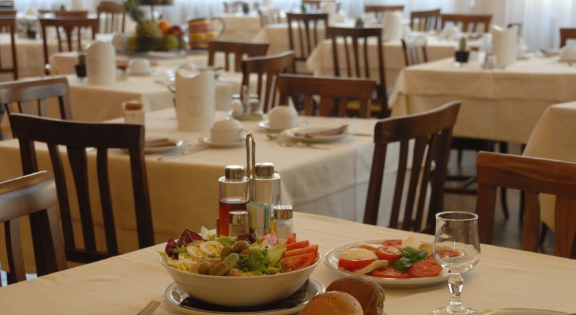 Отель Hotel Taormina