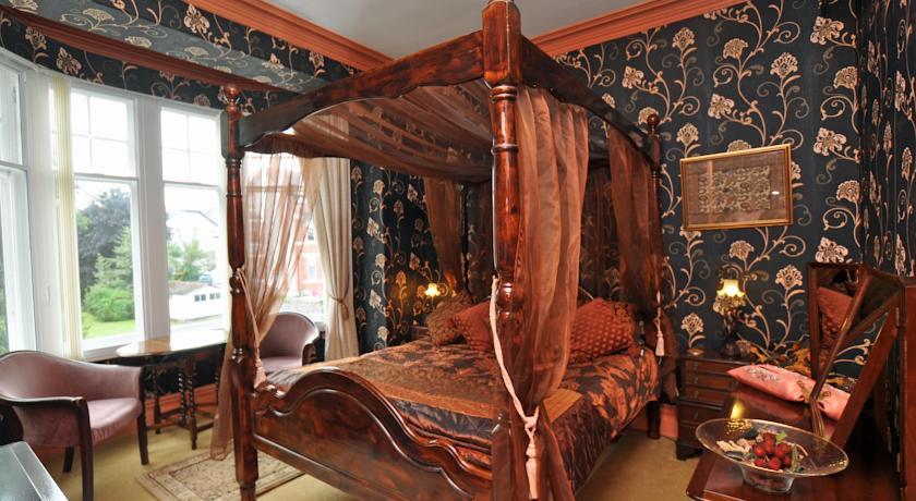 Отель Bryn Woodlands House