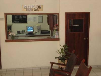 Отель Blue Pacific Hotel-Suites