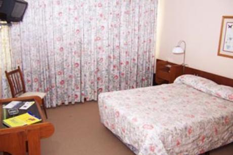 Отель Hotel Rayentray Tehuelche