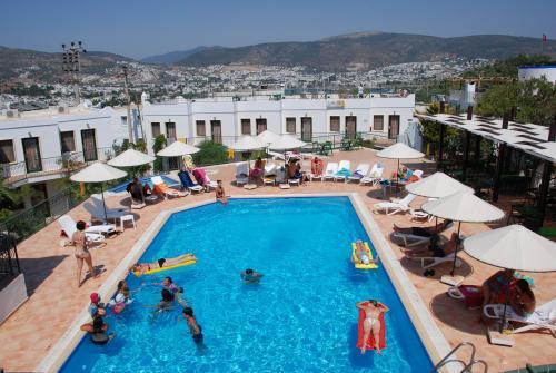 Sunshine Hotel