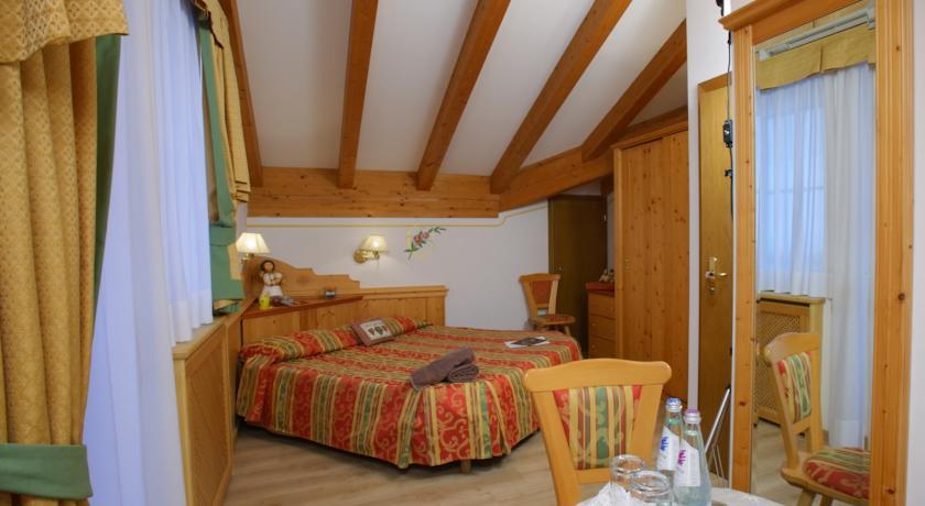 Отель Alexander Hotel Alpine Wellness Dolomites