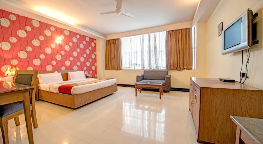 Отель Hotel PR Residency