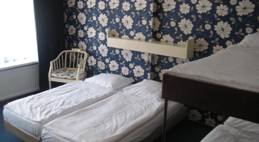 Отель Hotel Aan Zee