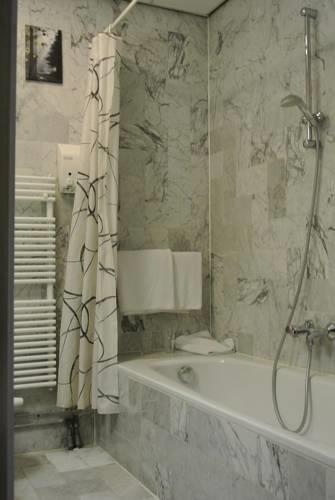 Отель Hotel De Beurs