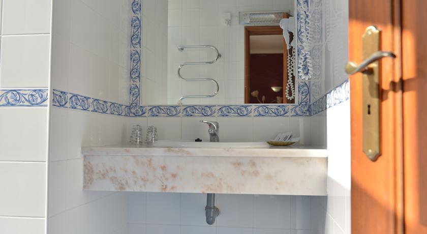 Отель Hotel Bejense