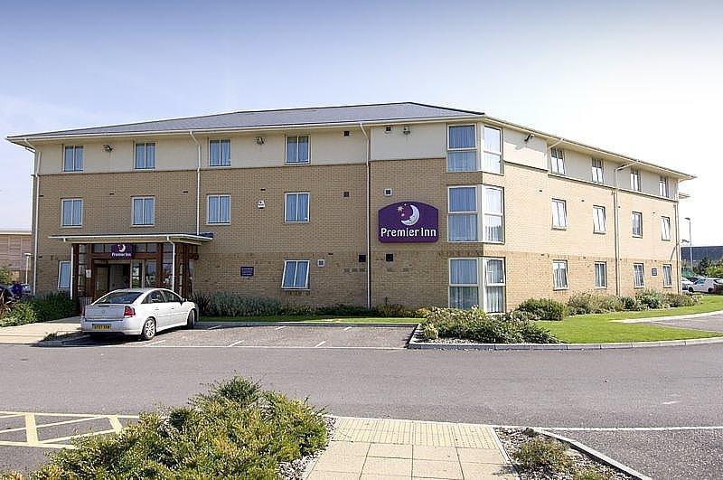 Отель Premier Inn Gloucester Business Park