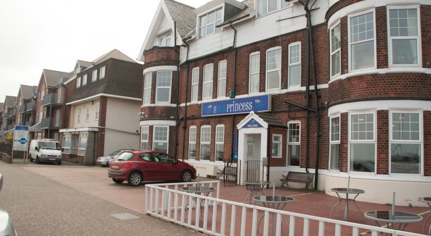 Отель Hadleigh Gables Hotel