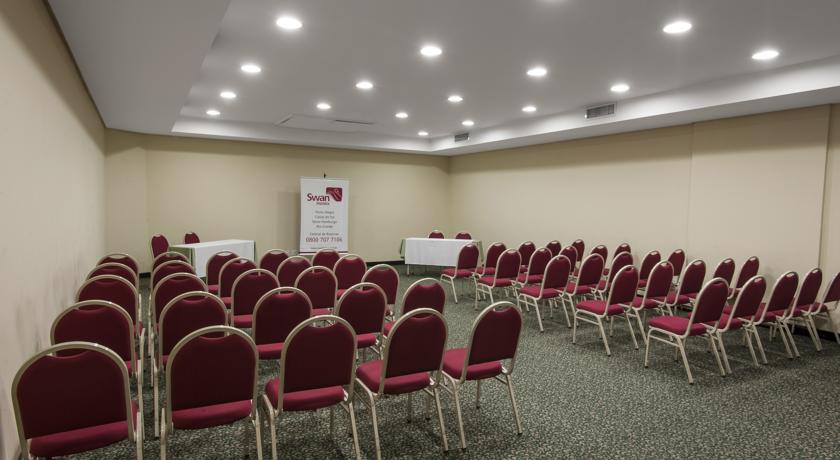 Отель Swan Tower Caxias do Sul