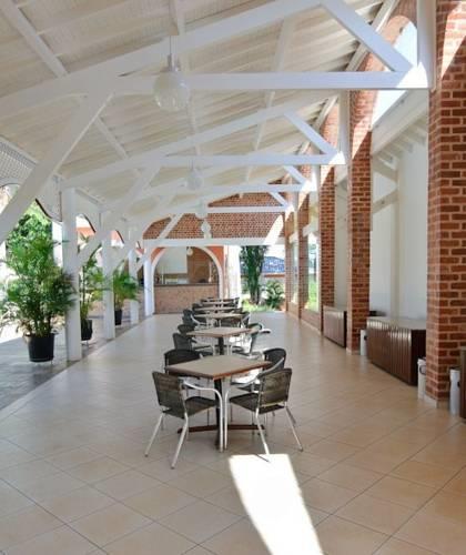 Отель Carlton Plaza Limeira